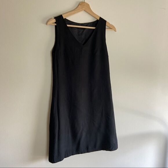 Demoö Black V-Neck Mini Dress sz S - Picture 3 of 8